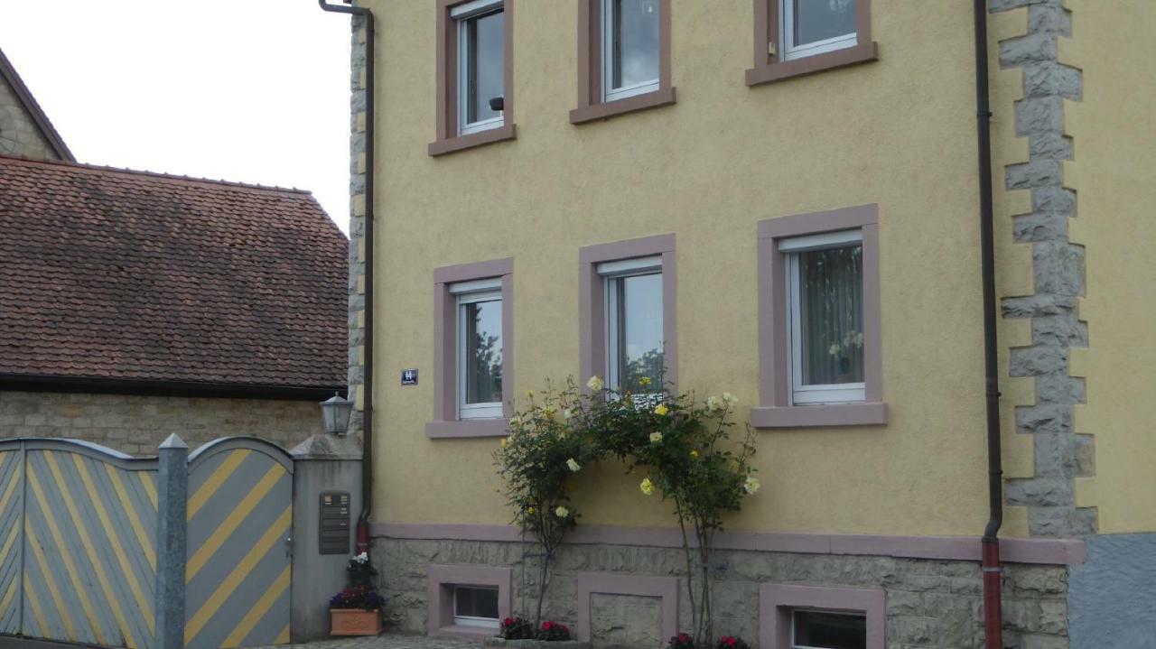 Ferienwohnung Angelika Gries مارغيتسهُشهايم المظهر الخارجي الصورة